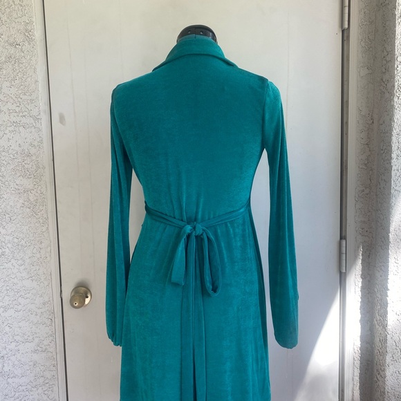 Teal wrap dress 👗 - Picture 5 of 5